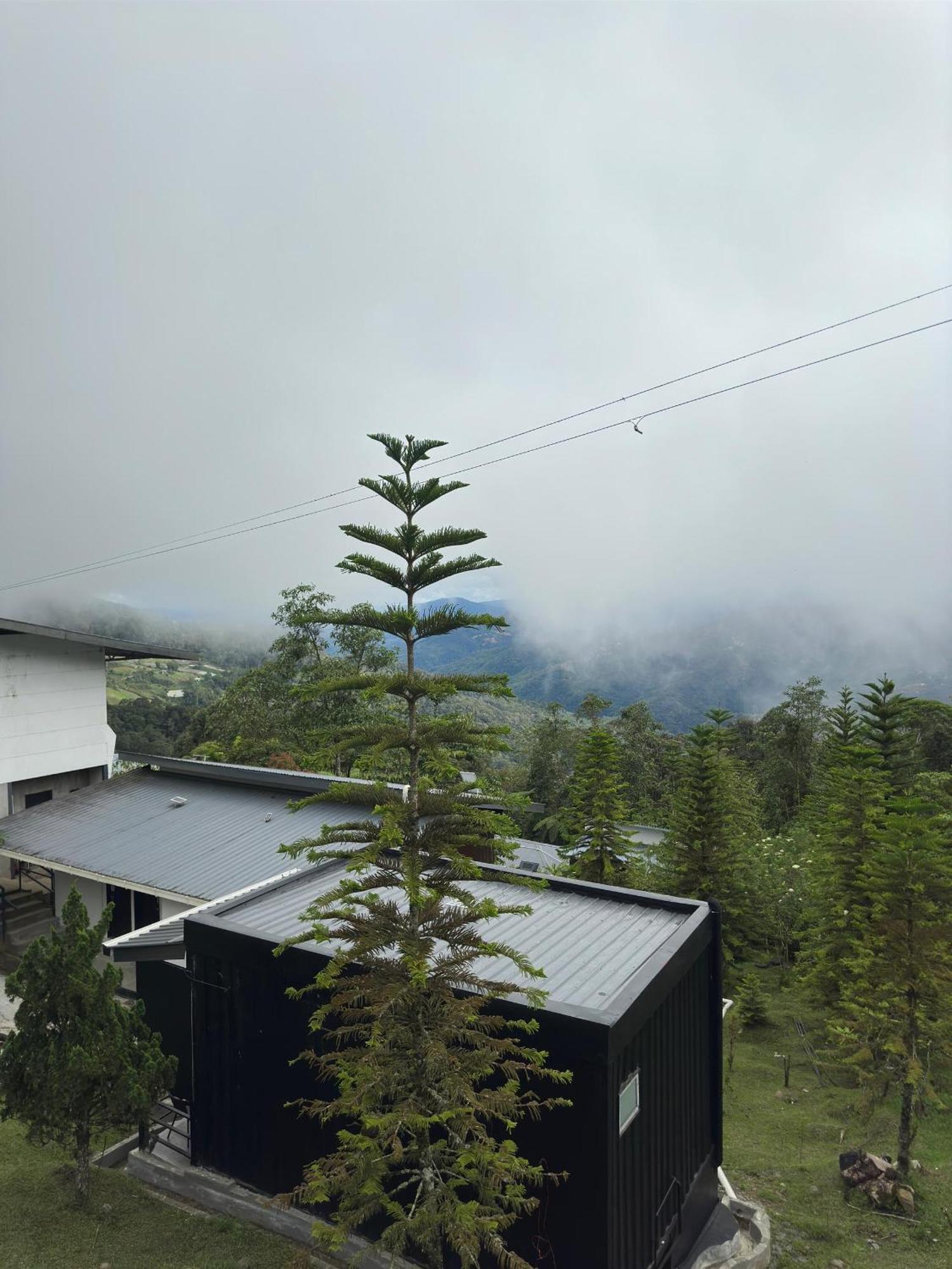 Ayana Holiday Resort Kundasang Room photo